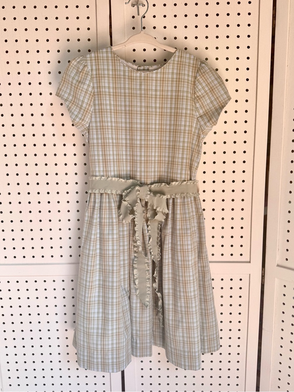 The Bailey Boys Girls Brownstone Plaid Dress Size 8 EUC Southern Classic Preppy